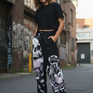 Hot Topic Black and White Skull Print Wide Leg Pants